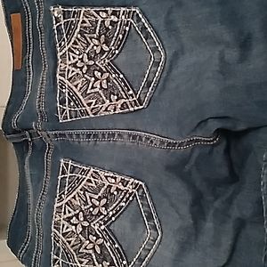 Wallflower bootcut luscious curvy jeans size 3